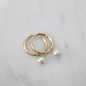 14k Gold Filled 20MM Hoops with Fresh Water Pearl